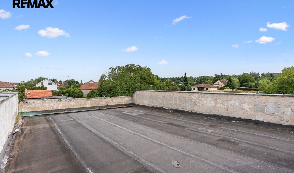 Prodej stavebního pozemku 1 772 m², Jesenice – náhled fotky 10