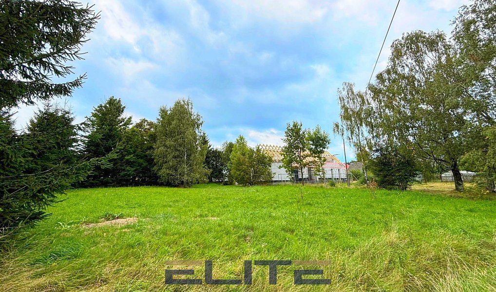 Prodej stavebního pozemku 1 569 m², Frýdlant – náhled fotky 2