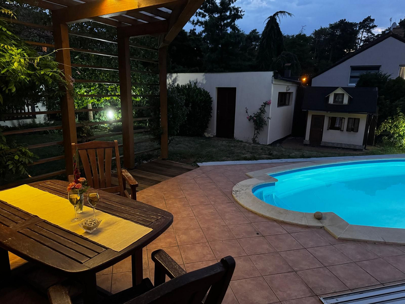 Prodej domu 220 m² s pozemkem 810 m²