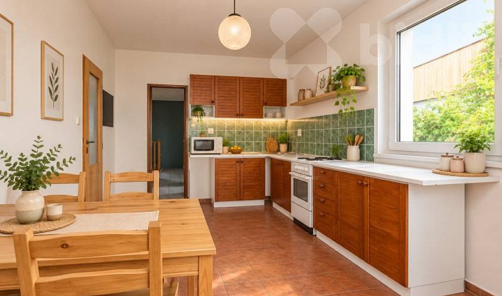 Prodej domu 298 m² s pozemkem 646 m², Sezemice – náhled fotky 2