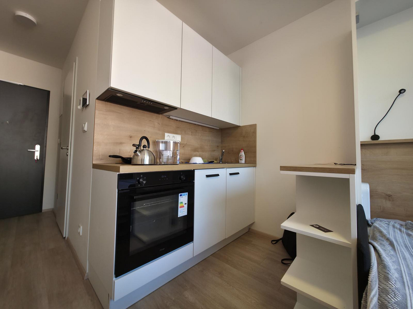 Pronájem bytu 1+kk 20 m² — photo 2