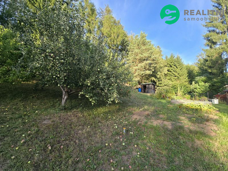 Prodej zahrady 1 611 m²
