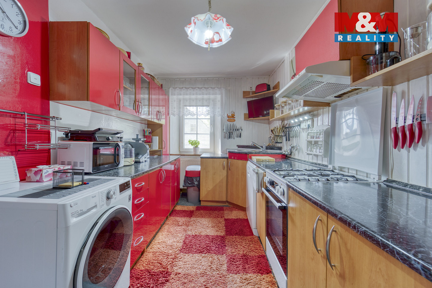 Prodej domu 221 m² s pozemkem 537 m² — photo 2