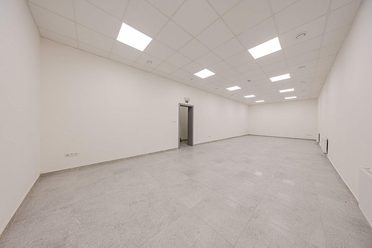 Pronájem obchodních prostor 137 m² – fotografie 4