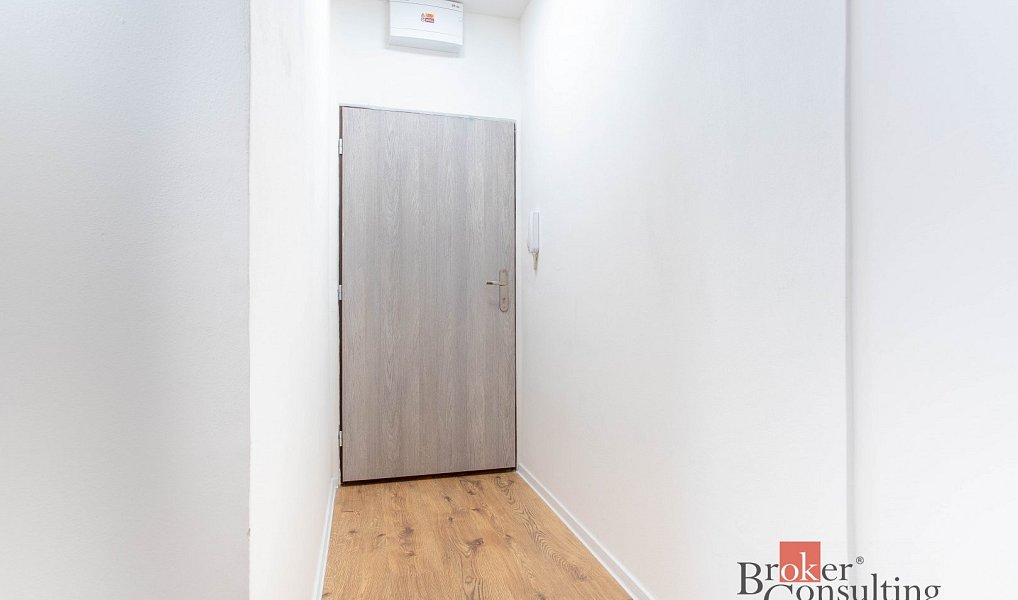 Prodej bytu 2+kk 48 m², Ostrava – náhled fotky 11