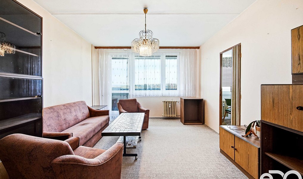 Prodej bytu 3+1 80 m², Praha – náhled fotky 2