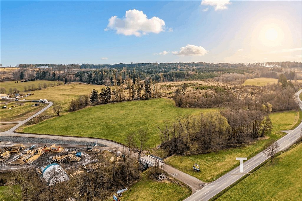 Prodej komerčního pozemku 8 679 m² — photo 2