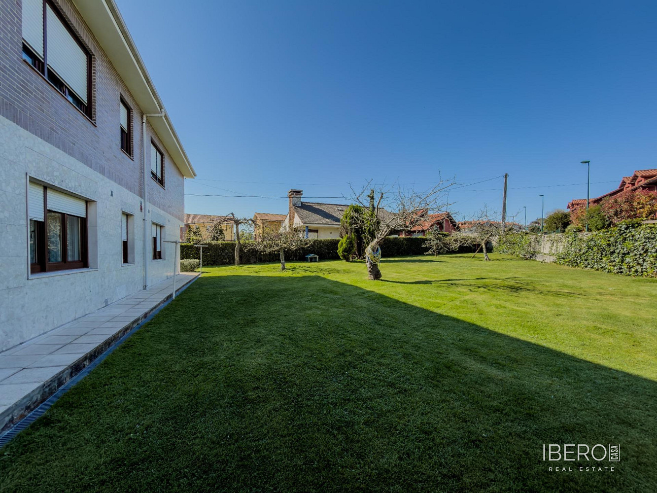 Prodej domu 1 784 m² s pozemkem 1 474 m² — photo 3