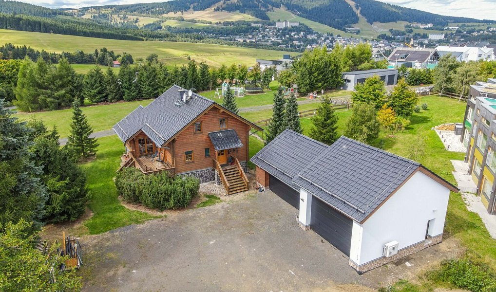 Prodej domu 195 m² s pozemkem 604 m², Loučná pod Klínovcem – náhled fotky 4