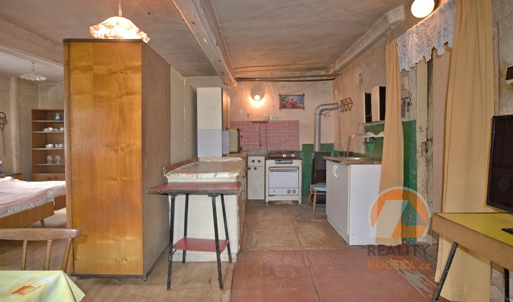Prodej chaty/chalupy 140 m² s pozemkem 569 m², Pecka – náhled fotky 8