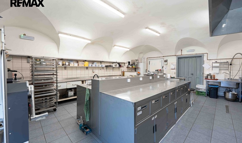 Prodej nájemního domu, činžáku 700 m², Frýdek-Místek – náhled fotky 13