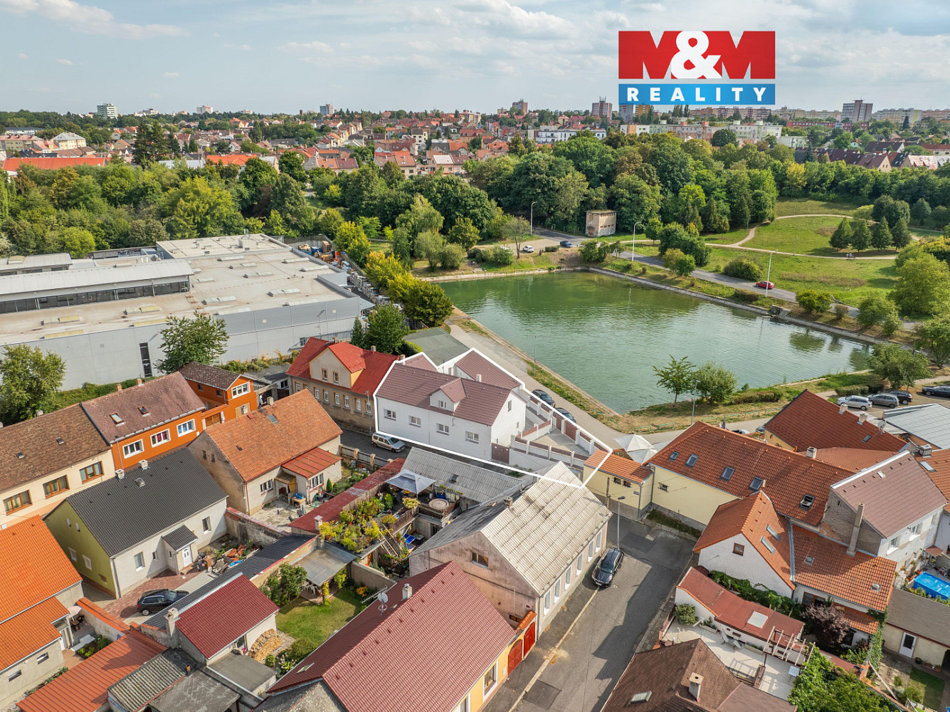 Prodej domu 121 m² s pozemkem 388 m²