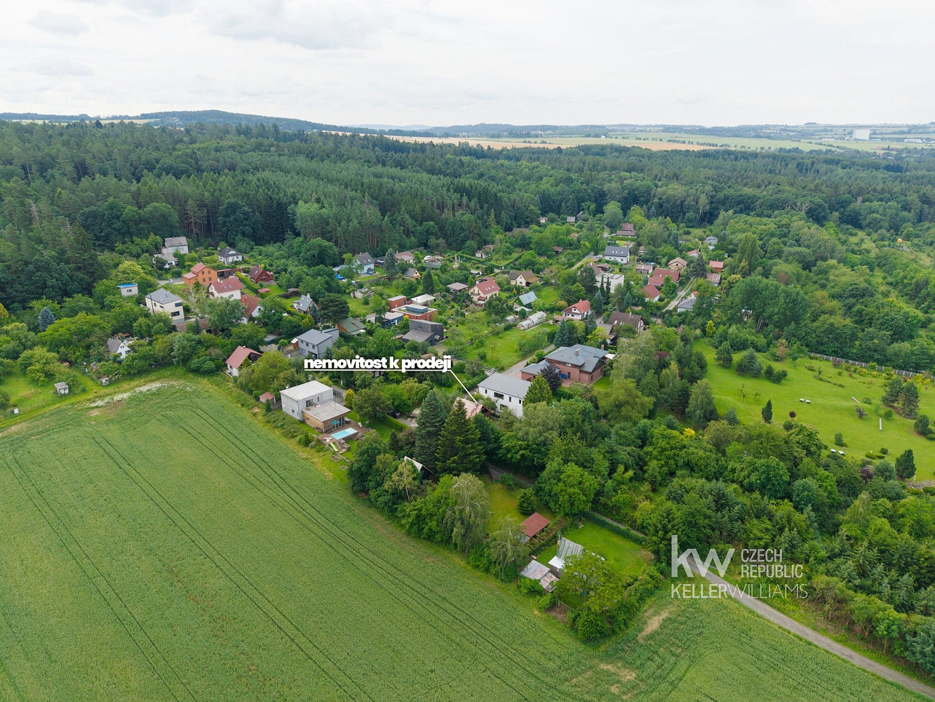 Prodej stavebního pozemku 513 m² – fotografie 2