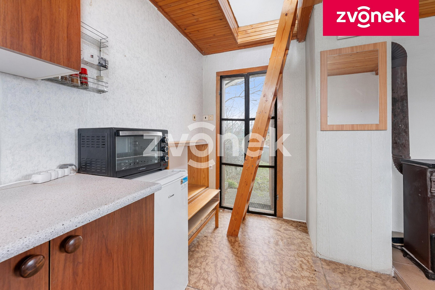 Prodej chaty/chalupy 32 m² s pozemkem 707 m² – fotografie 2