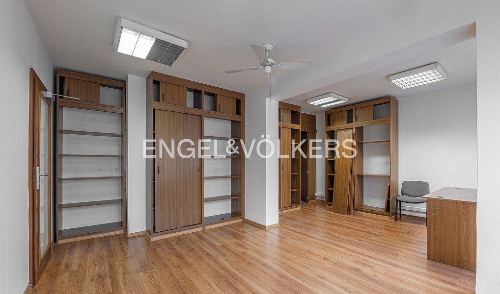 Pronájem kanceláře 40 m², Praha – náhled fotky 4