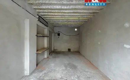 Pronájem garáže, 15 m2, Brno, ul. Sazenice, Sazenice, Brno - Komárov