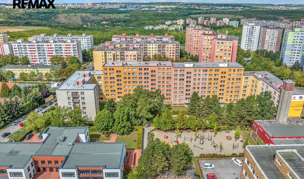 Prodej bytu 4+kk 97 m², Praha – náhled fotky 34