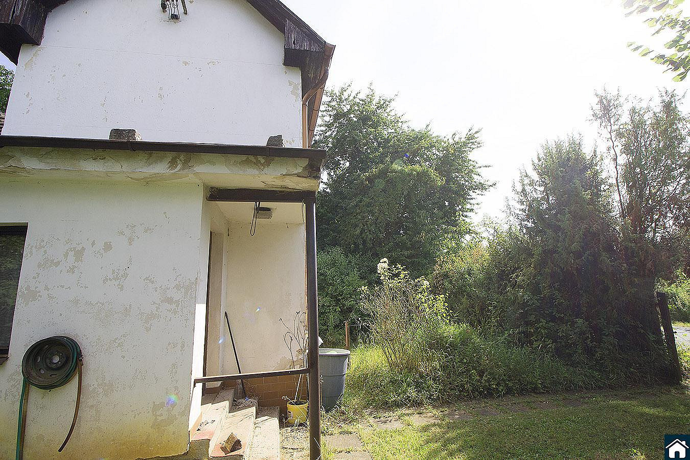 Prodej domu 100 m² s pozemkem 2 233 m² – fotografie 3