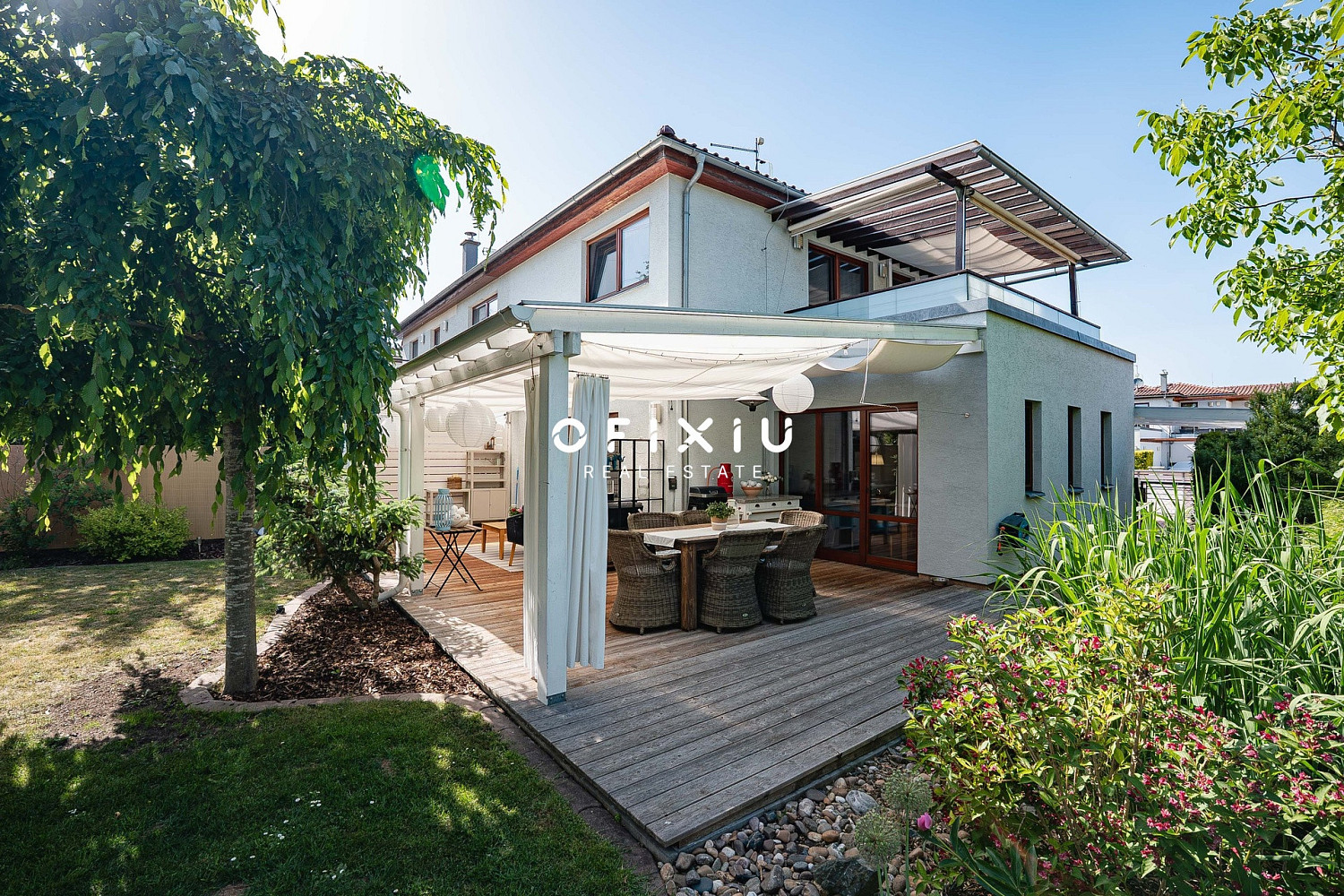 Prodej domu 145 m² s pozemkem 384 m²