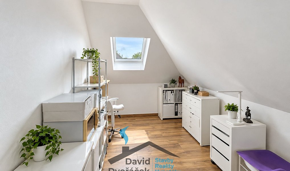 Prodej domu 167 m² s pozemkem 803 m², Hradec Králové – náhled fotky 17