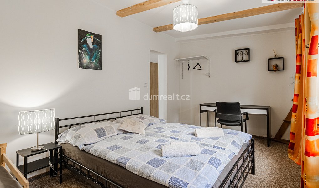 Prodej ubytovacího objektu 350 m², Bublava – náhled fotky 12