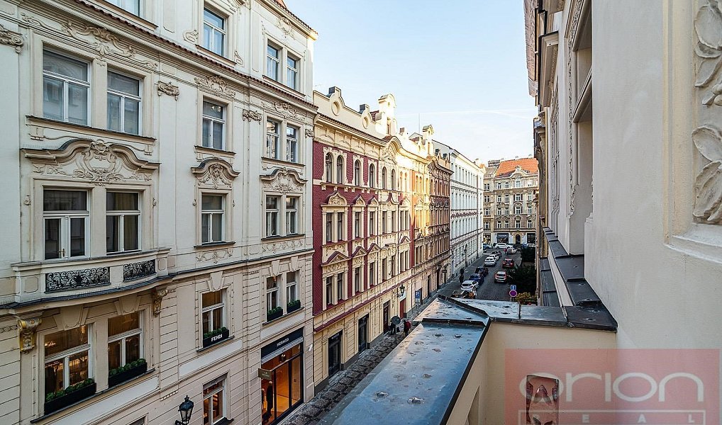 Pronájem bytu 4+1 151 m², Praha – náhled fotky 17
