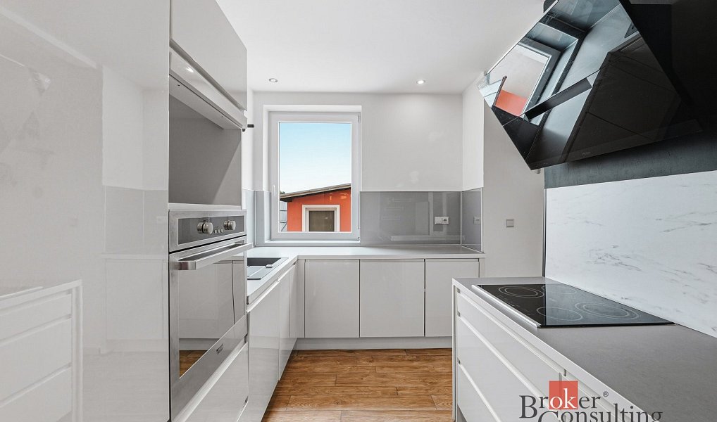 Prodej bytu 3+1 92 m², Mariánské Lázně – náhled fotky 2