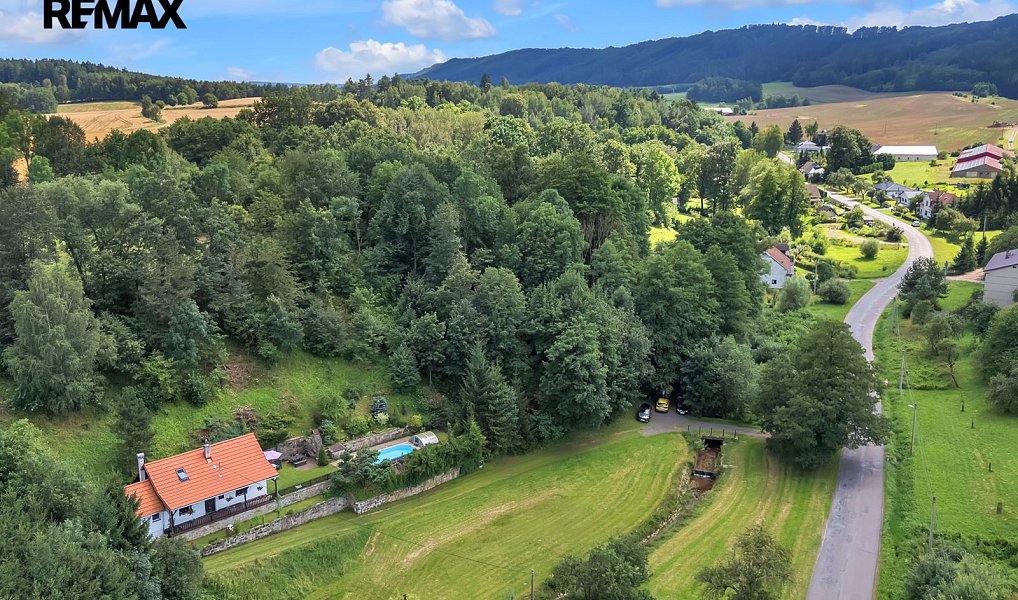 Prodej chaty/chalupy 151 m² s pozemkem 1 922 m², Dolní Dobrouč – náhled fotky 28