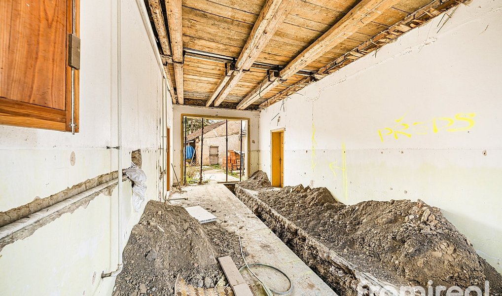 Prodej domu 200 m² s pozemkem 1 813 m², Lovčičky – náhled fotky 9