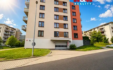 Prodej garážového stání v Praze, ul. Bermanova, Bermanova, Praha 9 - Čakovice