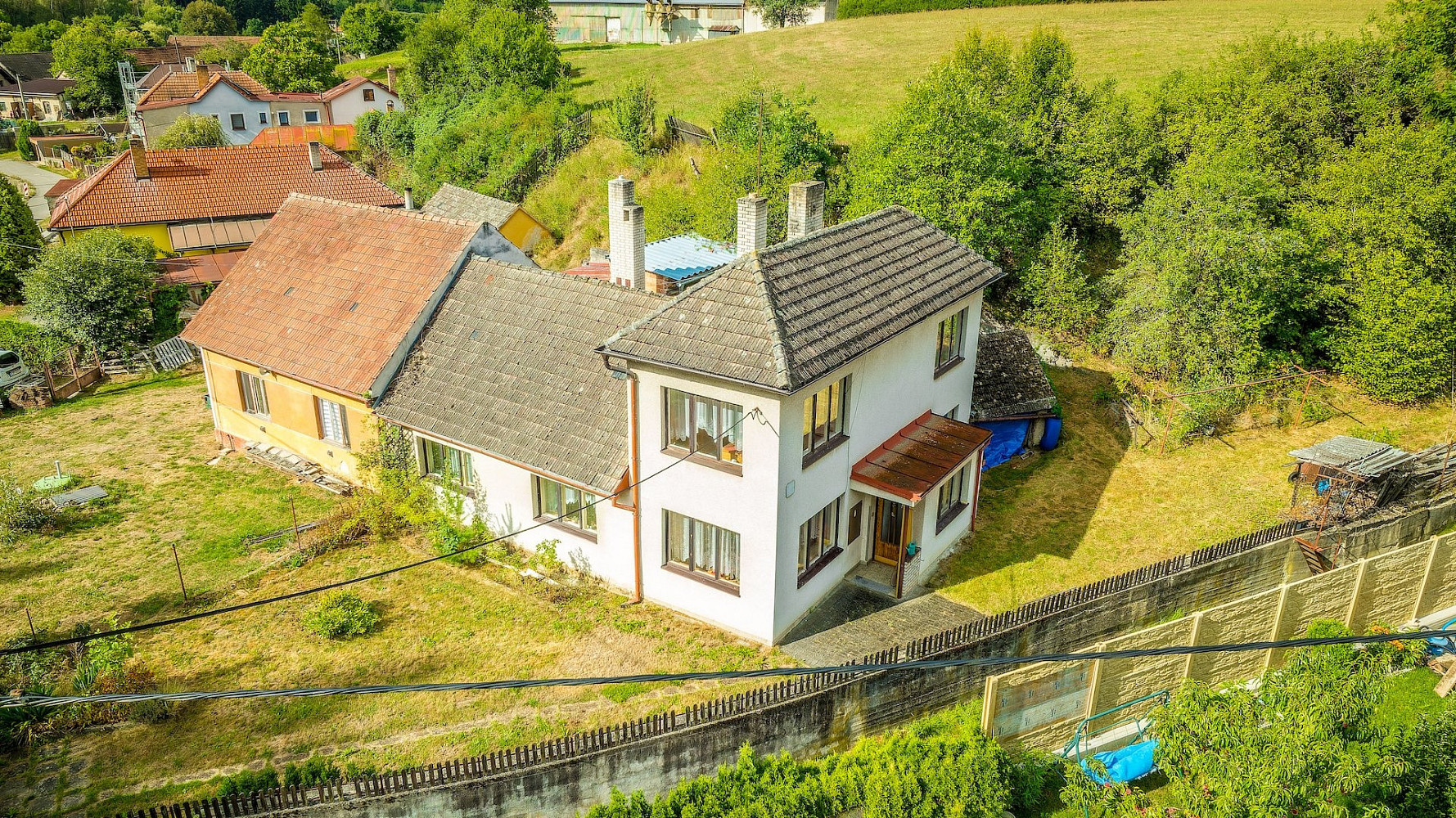 Prodej domu 91 m² s pozemkem 811 m² – fotografie 2