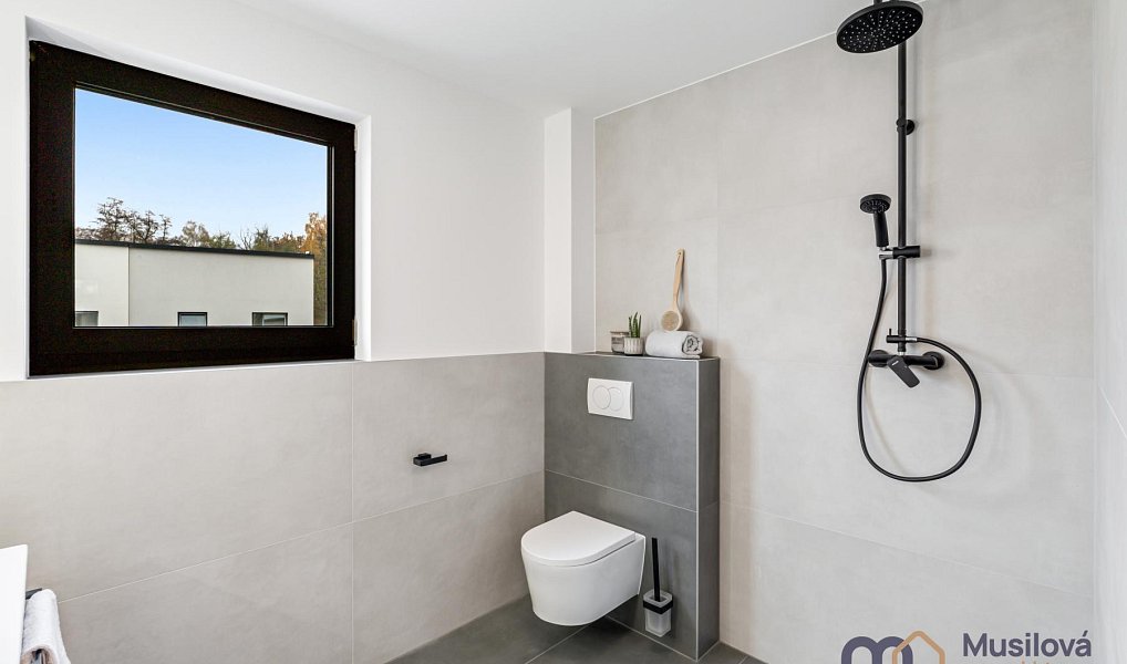 Pronájem domu 92 m² s pozemkem 300 m², Teplice – náhled fotky 12