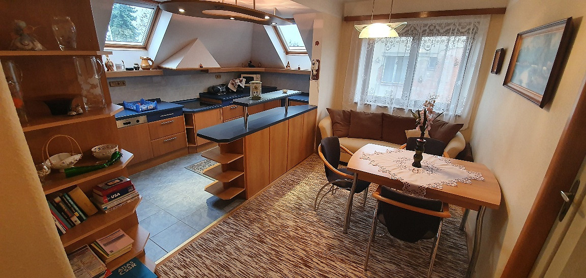 Pronájem bytu 3+kk 81 m²