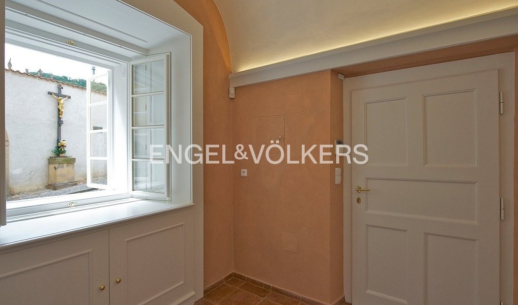 Pronájem bytu 2+1 54 m², Praha – náhled fotky 3