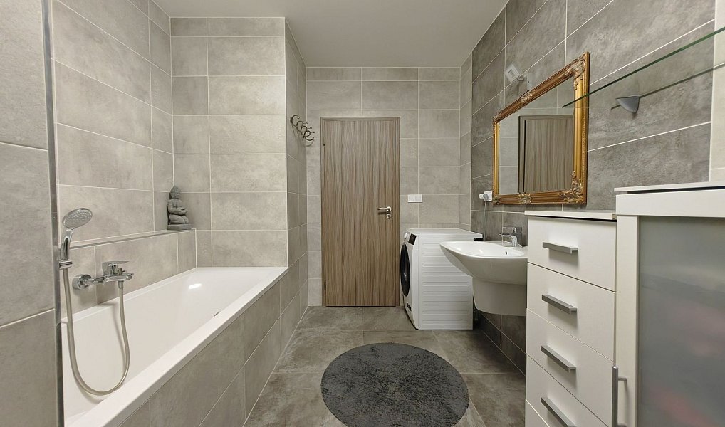 Pronájem bytu 3+kk 74 m², Rosice – náhled fotky 17