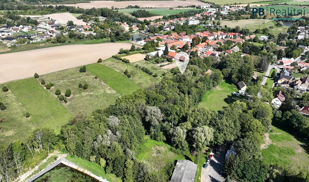 Prodej stavebního pozemku 9 180 m², Ledce – náhled fotky 4