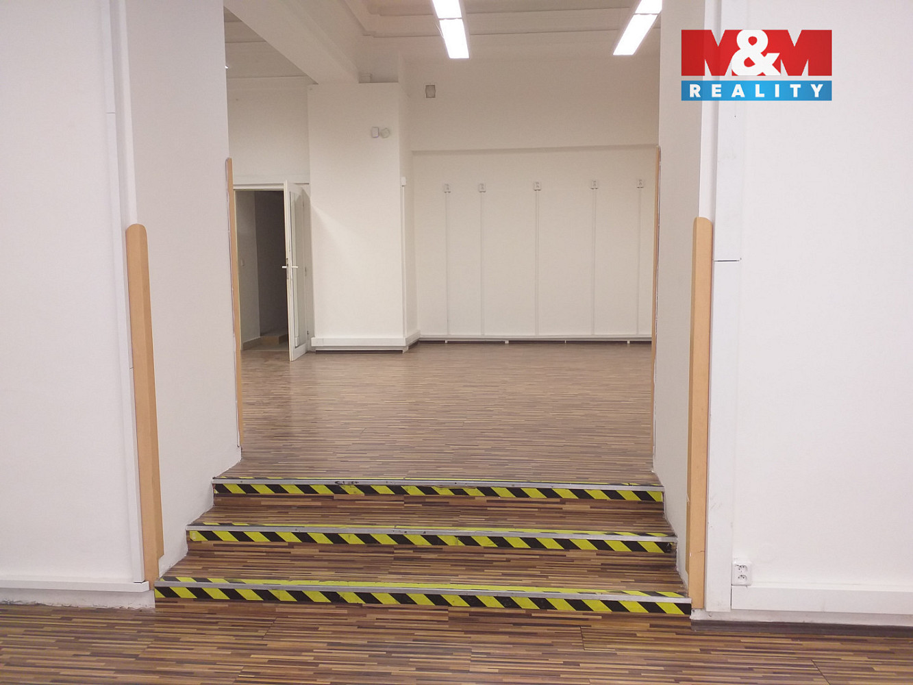 Pronájem obchodních prostor 105 m² — photo 2