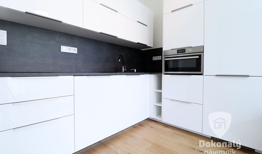 Pronájem bytu 1+kk 29 m², Praha – náhled fotky 3