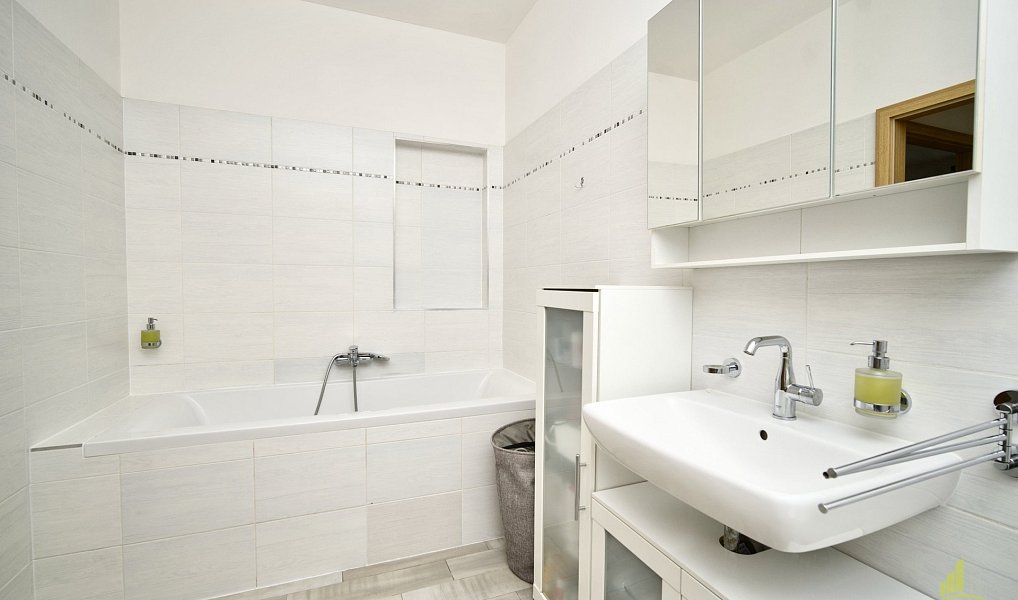 Prodej bytu 3+kk 78 m², Břeclav – náhled fotky 5