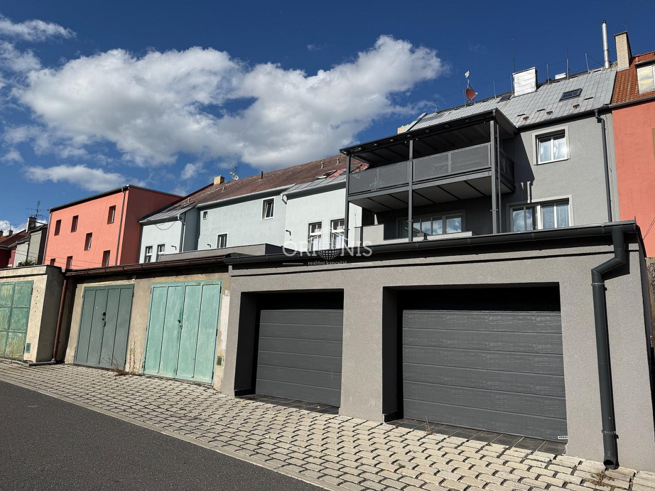 Pronájem bytu 3+1 99 m² – fotografie 2