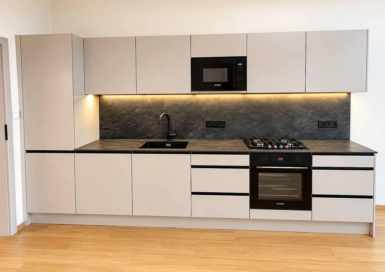 Pronájem bytu 2+kk 48 m² – fotografie 3