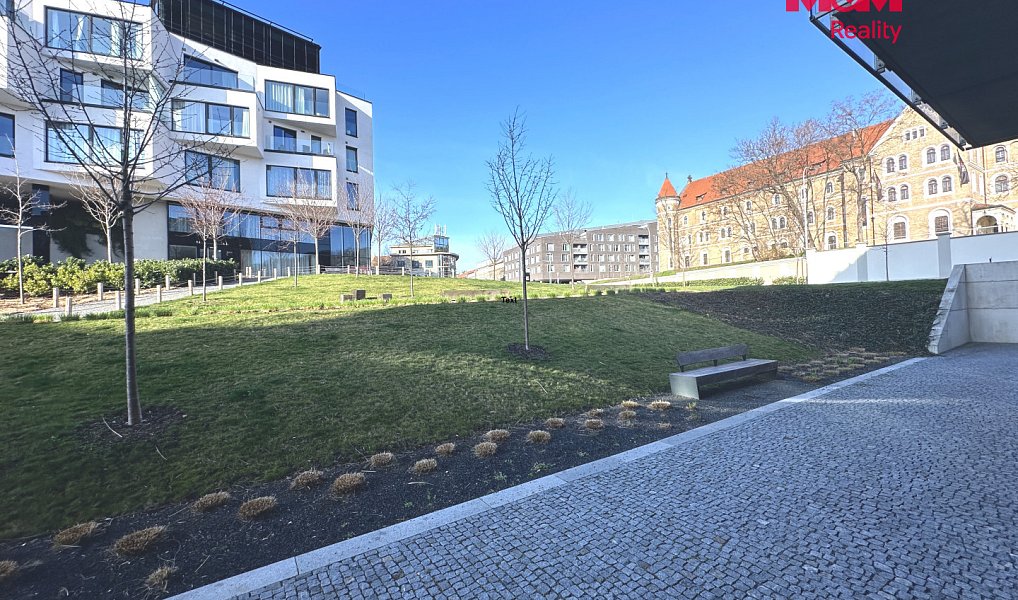 Pronájem obchodních prostor 276 m², Praha – náhled fotky 10