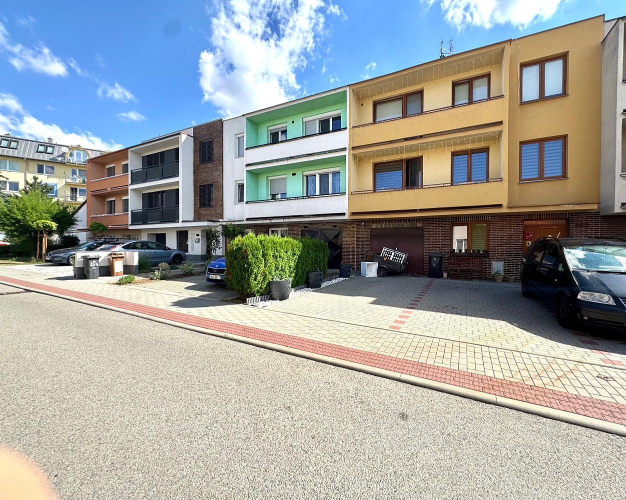 Prodej domu 154 m² s pozemkem 208 m² – fotografie 3