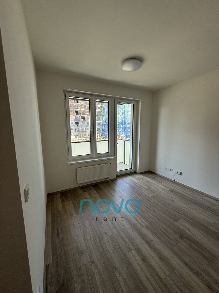 Pronájem bytu 1+kk 35 m² – fotografie 2