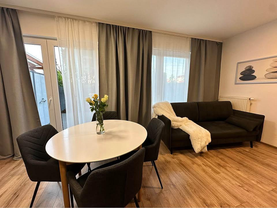 Pronájem bytu 2+kk 45 m² — photo 4