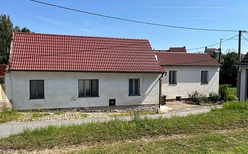 Prodej domu 194 m² s pozemkem 368 m², Perk, Stařeč, okres Třebíč