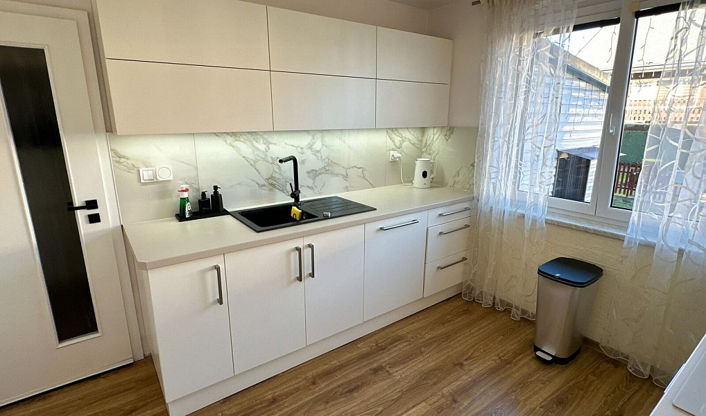 Prodej domu 300 m² s pozemkem 154 m², Tachov – náhled fotky 7
