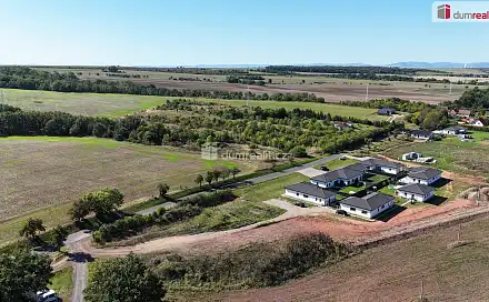 Prodej stavebního pozemku 988 m², Nezabylice - Hořenec, okres Chomutov