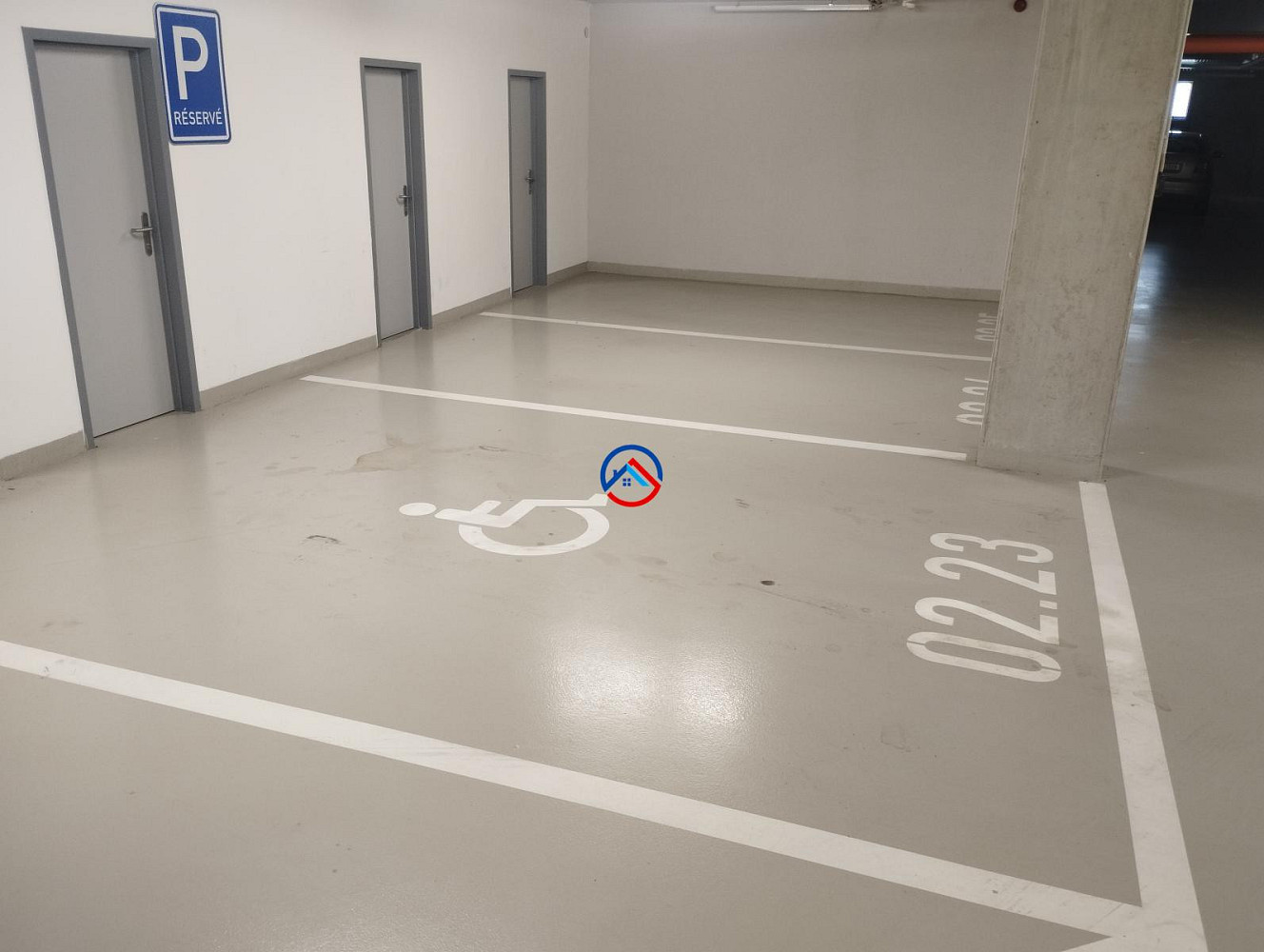 Pronájem garážového stání