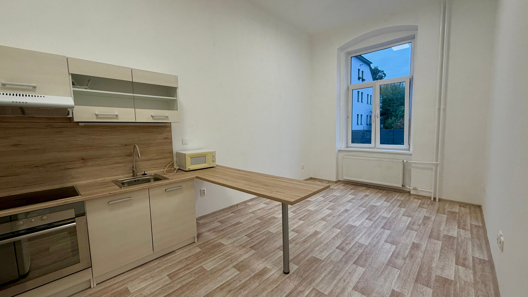 Pronájem bytu 1+kk 30 m²